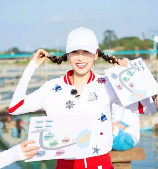 今年秋冬最chic!原來短發和帽子這么配啊! 今年秋冬最chic!原來短發和帽子這么配啊!