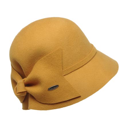 流行復古風的鐘形帽 流行復古風的鐘形帽