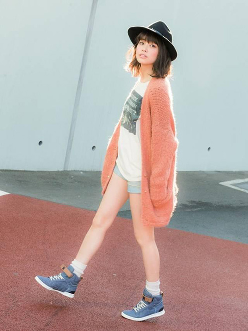 教你根據(jù)帽子與臉型的搭配方法 教你根據(jù)帽子與臉型的搭配方法