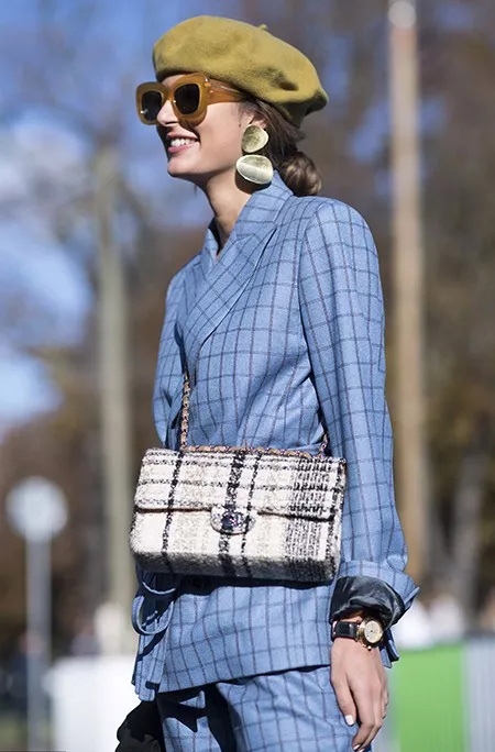 今冬時(shí)尚圈最紅單品貝雷帽,究竟你該搭什么發(fā)型? 今冬時(shí)尚圈最紅單品貝雷帽,究竟你該搭什么發(fā)型?