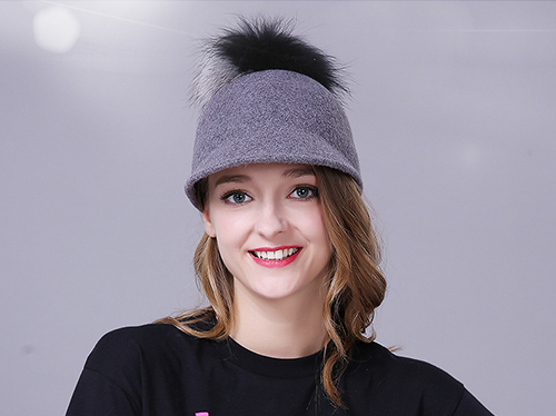 寒冬出街必備一款時髦帽子 寒冬出街必備一款時髦帽子